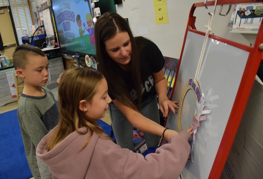 birch Lane students celebrate kindness day