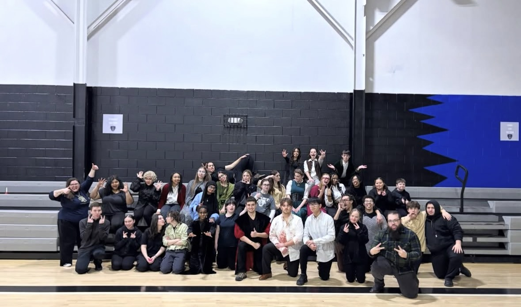 Thank you to everyone who made The Shakespeare Society's Macbeth show weekend such a success, even with the snow!  The cast and crew did an incredible job, and we are so proud of them! 