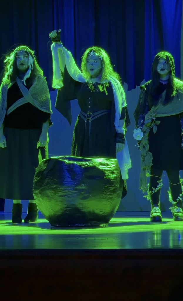 Thank you to everyone who made The Shakespeare Society's Macbeth show weekend such a success, even with the snow!  The cast and crew did an incredible job, and we are so proud of them! 