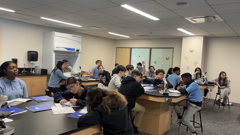 Our 7th graders explored science up close through the BioEyes Program! Students used microscopes to observe zebrafish growth, watched larvae hatch, and learned how genetics influence traits. We are thankful to the BioEyes team from the University of Pennsylvania for this hands-on learning experience at MaST Schools.