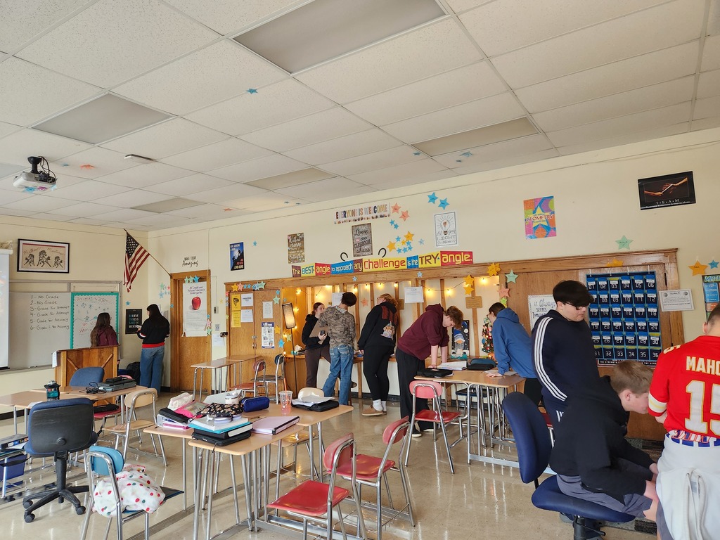 Last week, Melissa Stivers’ students put their quadratic knowledge to the test with an interactive review before their quiz!