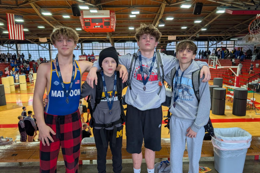 Four state qualified MMS wrestlers