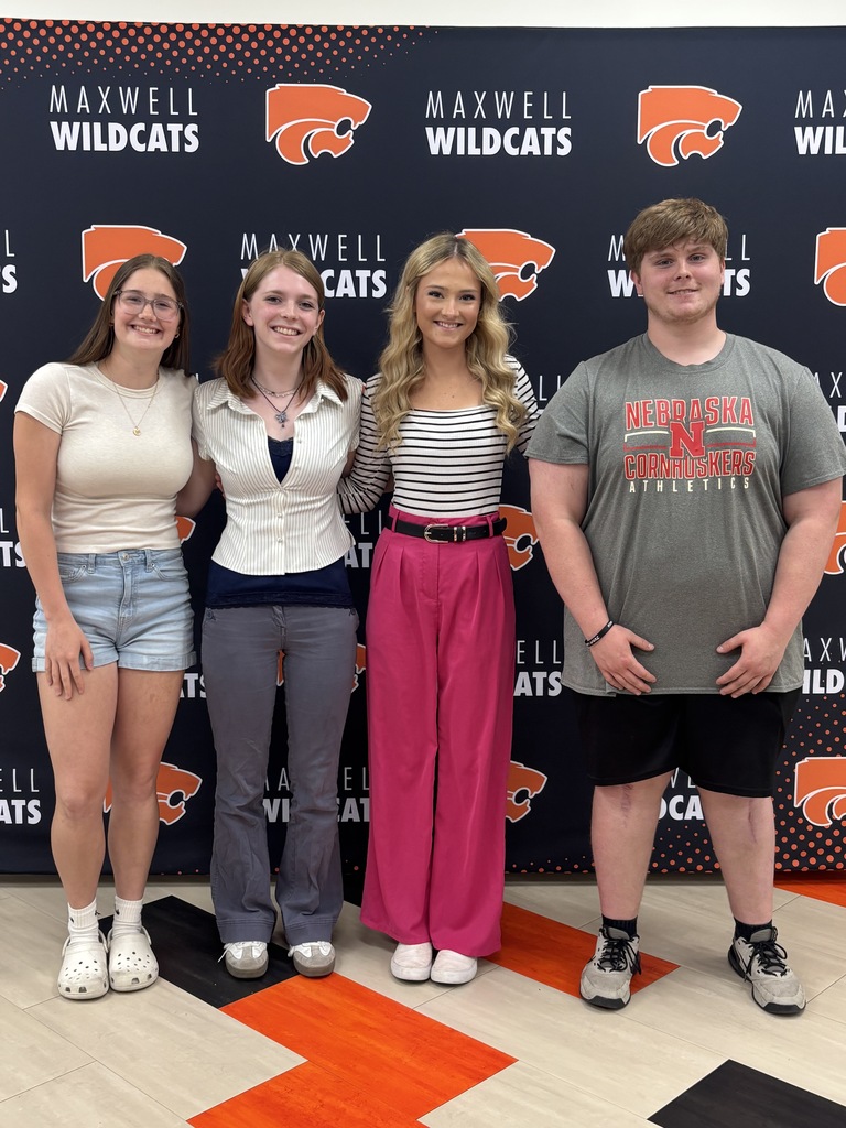 student council members group photo