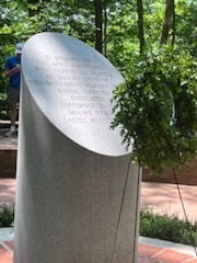 Memorial to slaves who died
