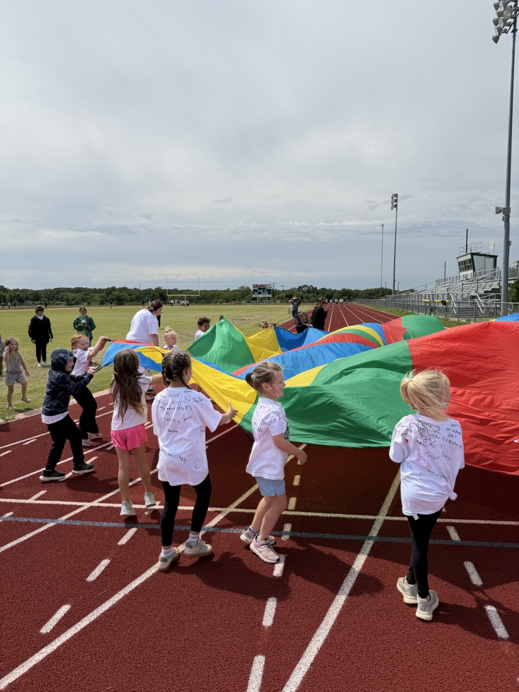 The parachute was a hit!