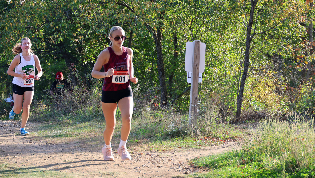 Cross Country runs at Slinger Invite 10/2/25 Girls place 2nd Boys place 6th