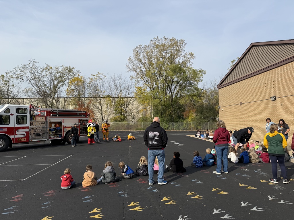 Our Early Learning Center welcomed the Mayville Fire Department this morning for a fire safety visit and a tour of the fire truck! What a super fun morning!! #mayvillecardinals #mayvilleschools #cardinalpride
