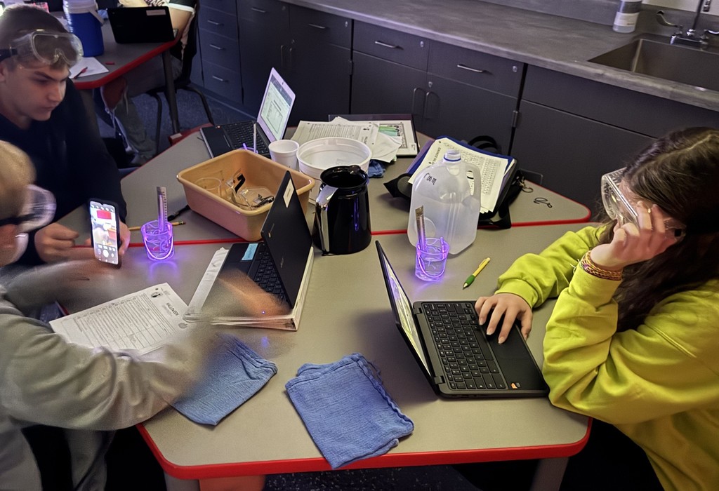 Our 8th graders experimented in science lab today while studying the transfer of thermal energy!  Thermal energy was being rated in hot, cold, and room temperature water. Students discovered through data collection during timed intervals that the hotter the water, the more  thermal energy that was transferred to the glow stick, making it glow brighter.  Students had special permission to use their phones to take images of the experiment that will be used as lab data and will be grafted next week in class. What a fun way to spend Halloween! #mayvillecardinals #mayvilleschools #cardinalpride