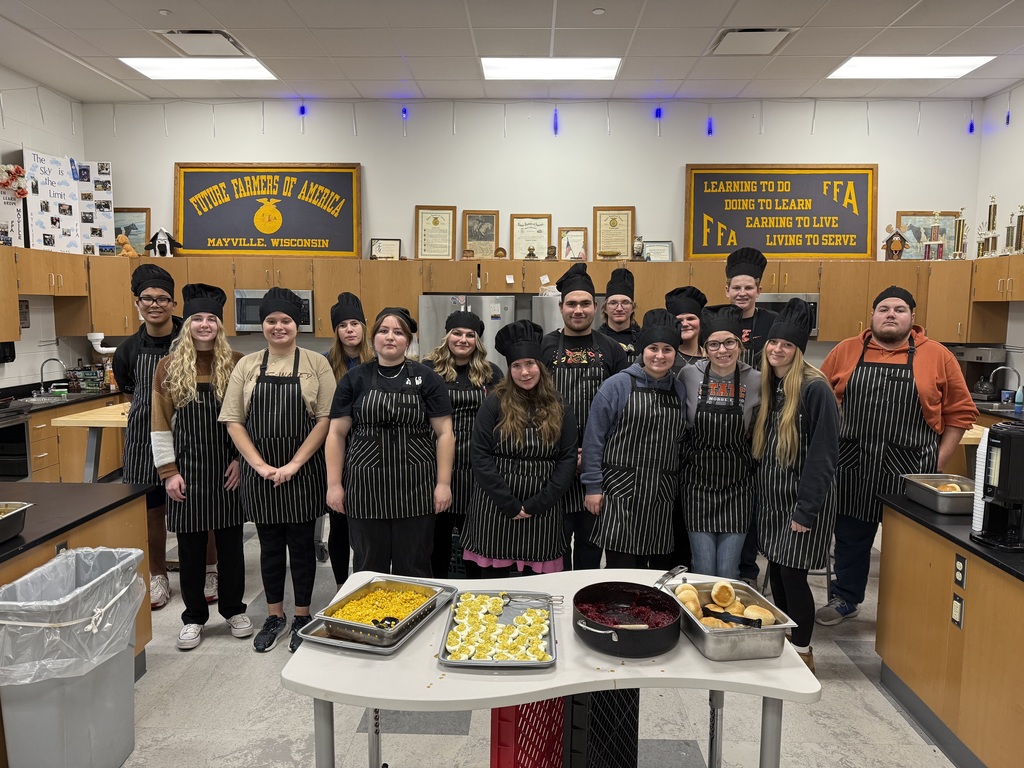 🍂🍗🦃Amazing work by our Food Science students once again! 🌽🥕🍂The annual pre-Thanksgiving Meal tradition allows students to demonstrate what they've learned under the direction of Mr. Cramer to prepare and serve a full meal to staff and alumni. Everything was delicious! Way to go, Cardinals!! #mayvillecardinals #mayvilleschools #cardinalpride