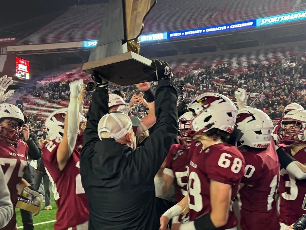 ❤🏈📣 What an amazing ride! Congratulations to our Mayville Cardinals on bringing home the gold! ❤🏈📣 WIAA Division 5 Football State Champions 2025. CARDINAL PRIDE!! #mayvillecardinals #mayvilleschools #cardinalpride 
