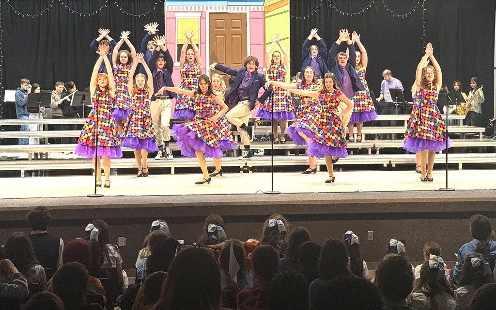 Cardinal Singers Show Choir performance at MES on 1/28/26