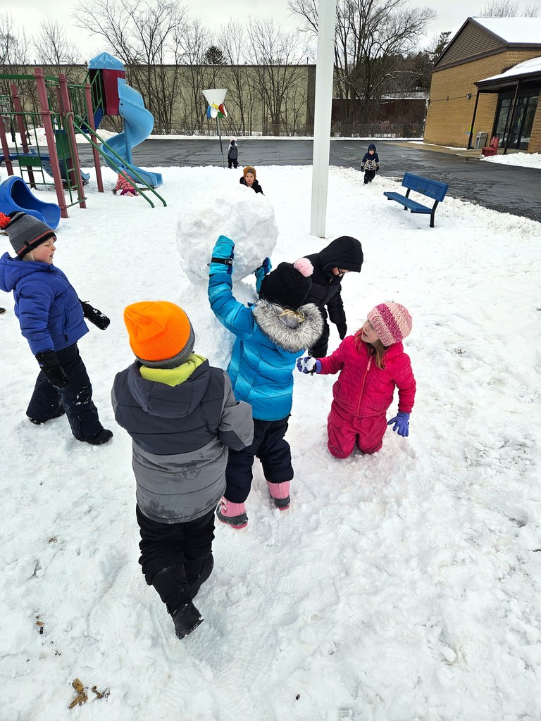 Do you want to build a snowman?! Our 4K students at the Early Learning Center had some fun on the playground today making a new friend!! #mayvillecardinals #mayvilleschools #cardinalpride