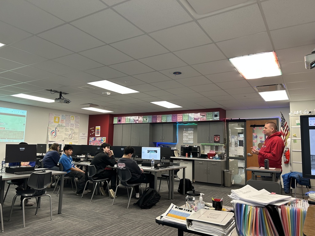 MHS welcomed Mr. Jason Kierzek from Mayville Cardinal Lanes to present to the Introduction to Business CAPP class about his experiences creating a business plan and utilizing SWOT Analysis. The CAPP class is a college course offered through UW-Oshkosh that's hosted in the classroom at MHS. Students can earn college credits through CAPP coursework.  (Jason speaking to classroom)