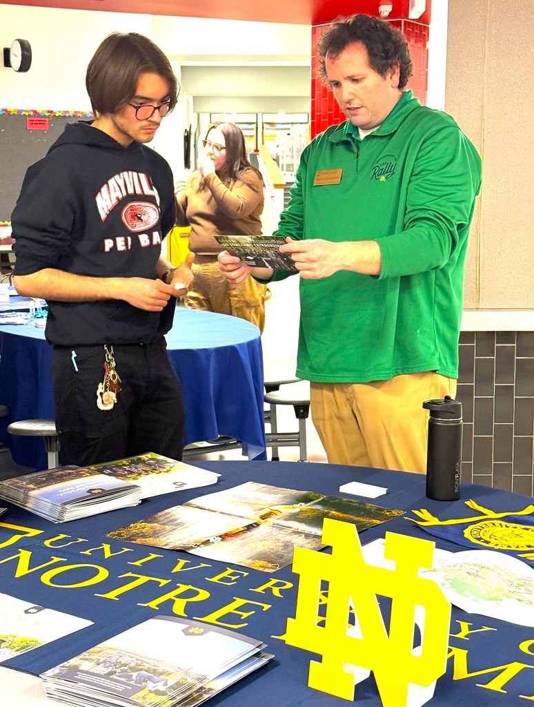 College2U Roadshow - College Fair in cafeteria reps talking to students