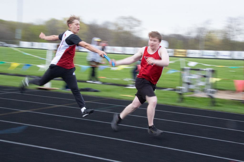 📣 Mayville Track continues their great season finishing 2nd in both the boys and girls division of the Marshland Invite on Thursday, 4/30! 📣 Mayville collected 66 medals, won 8 events and had 12 second place finishes, along with nine third place finishes. Both teams scored over 150pts. Great work, Cardinals! #mayvillecardinals #mayvilleschools #cardinalpride