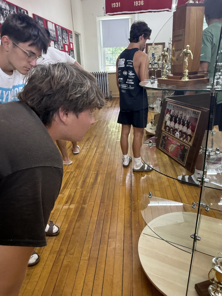 Mayville Limestone School Museum Football Team Tour hosted by Bill Lee (student athletes touring exhibits)