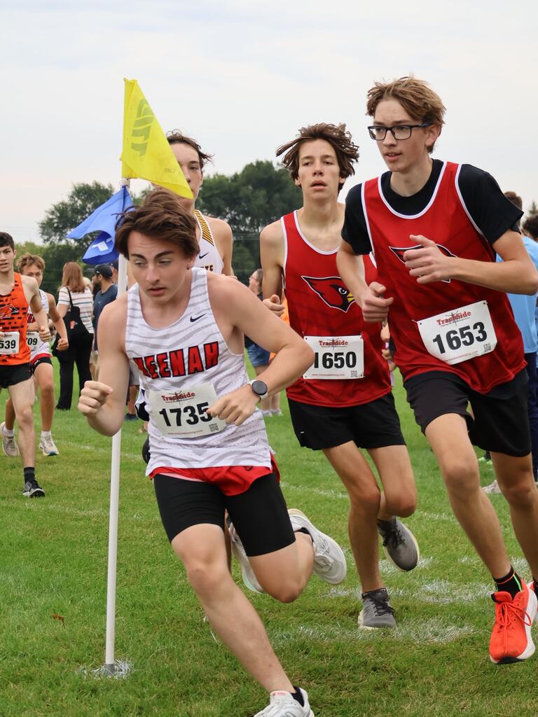 MHS Cross Country Runners at WB Meet