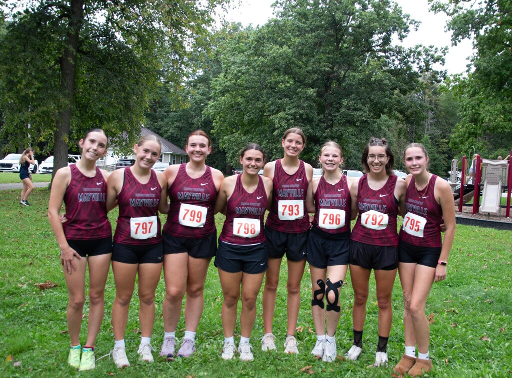 Cross Country MHS Team at Waupun Meet on 9/15 Girls Team Finishes 1st and Boys 4th