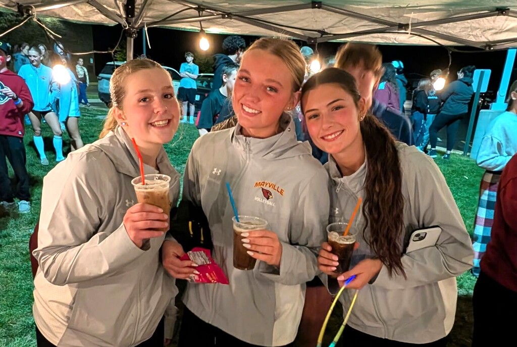 HOCO Bonfire 2026 students celebrating