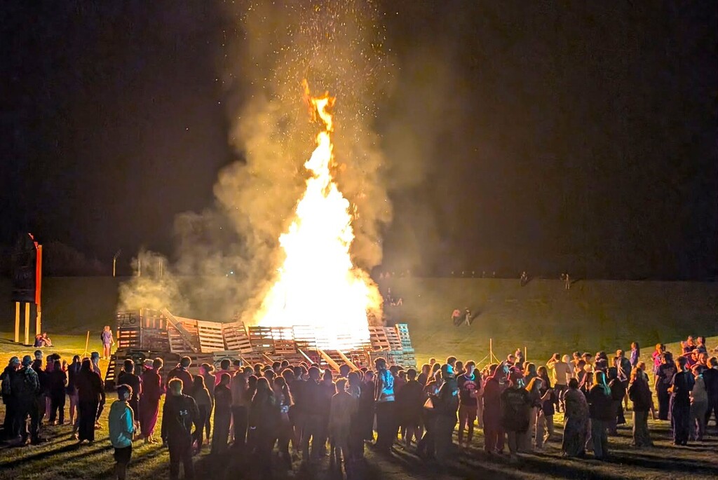 HOCO Bonfire 2026 students celebrating