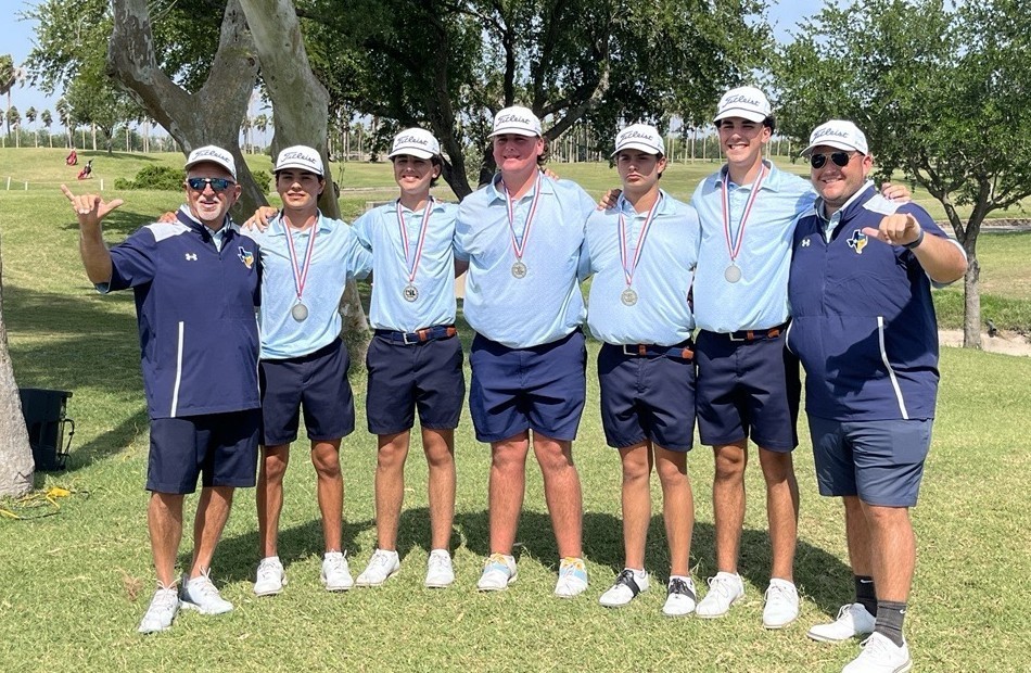 Memorial golf team pic