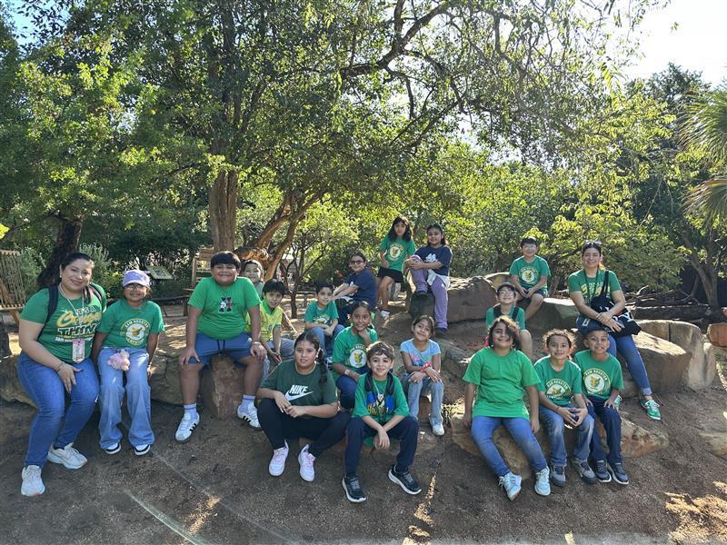 Kids posing at Quinta Mazatlan.