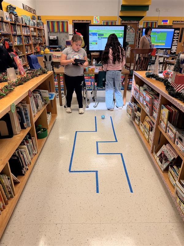 Kids working during their Hour of Code.