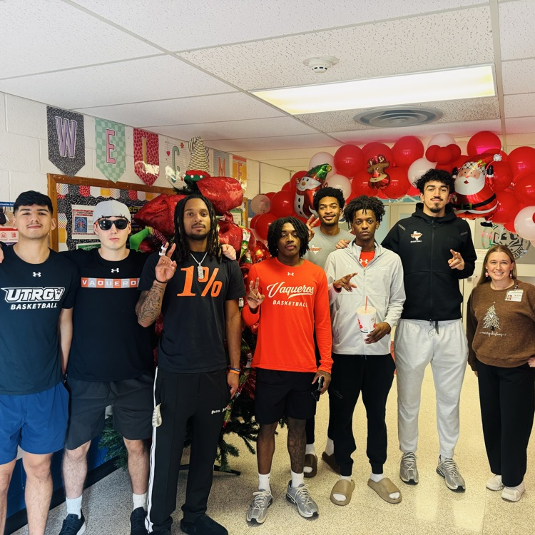 UTRGV Fist Bump Friday