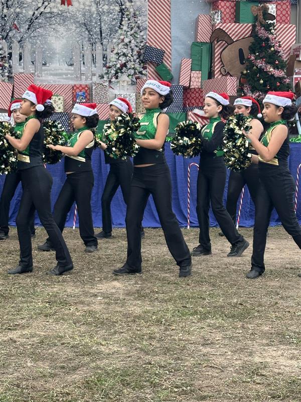 Cougarettes dancing.