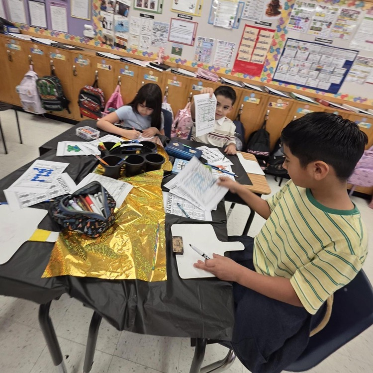 Students celebrating new years in their classroom