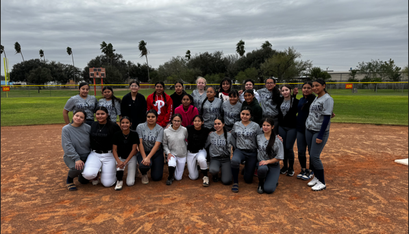 Image of Fossum Lady Falcons softball team