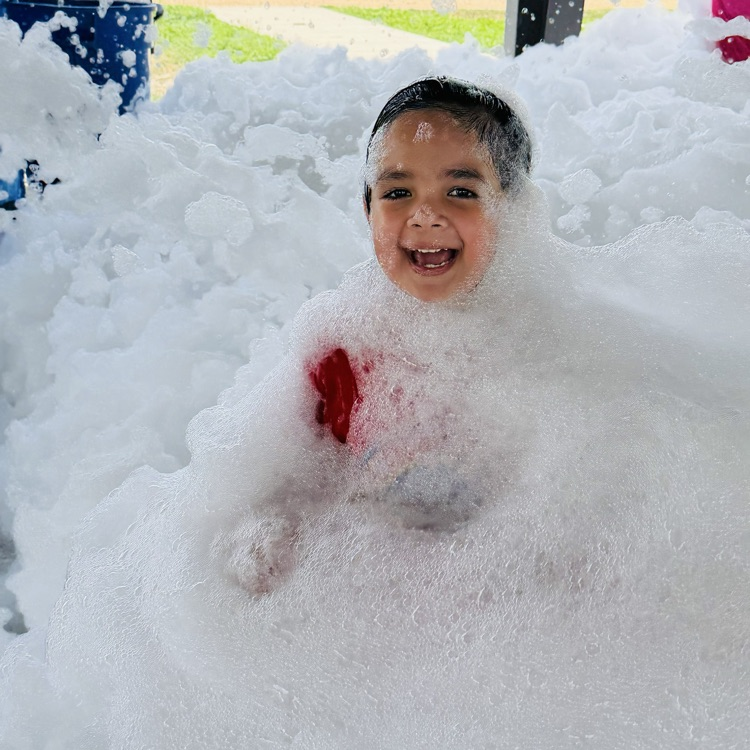 Dance & Foam Party