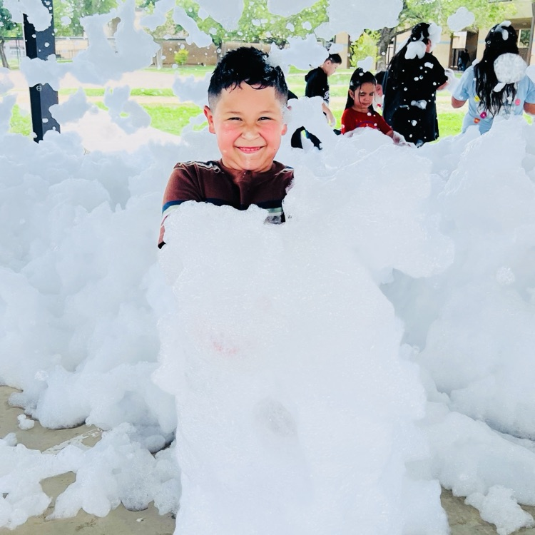 Dance & Foam Party