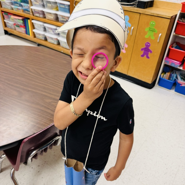 Kinder Backpack Camp
