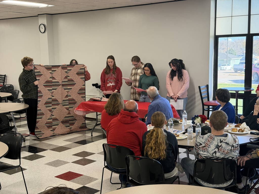 McCook High School Students who helped make the Quilt of Valor at the presentation ceremony.