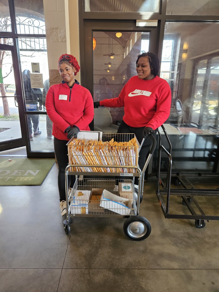 JAG students working at Golden Harvest Food Bank
