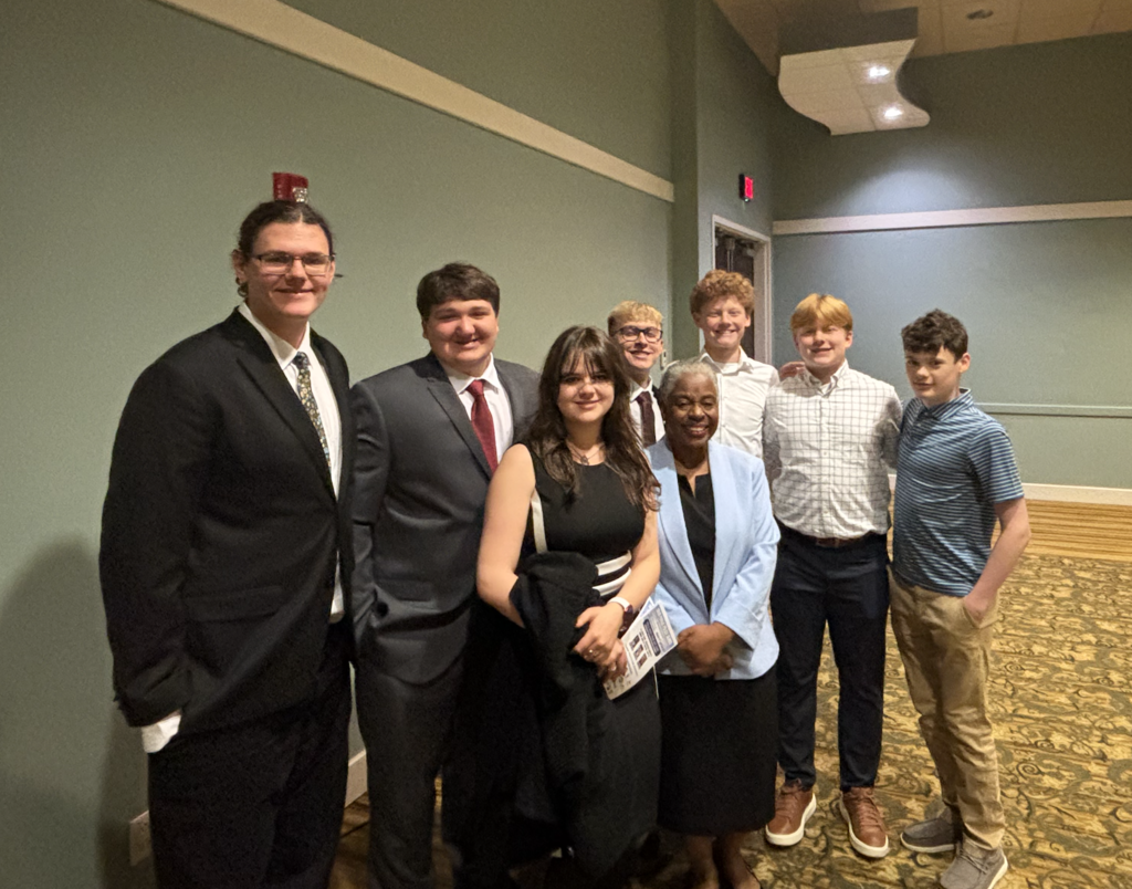 A group of outstanding McCracken County High School history students, selected by their teachers, had the opportunity to attend the Paducah Area Chamber of Commerce Public Policy Forum this week—the first of three events in the Chamber’s Public Policy Spring Mini Series.