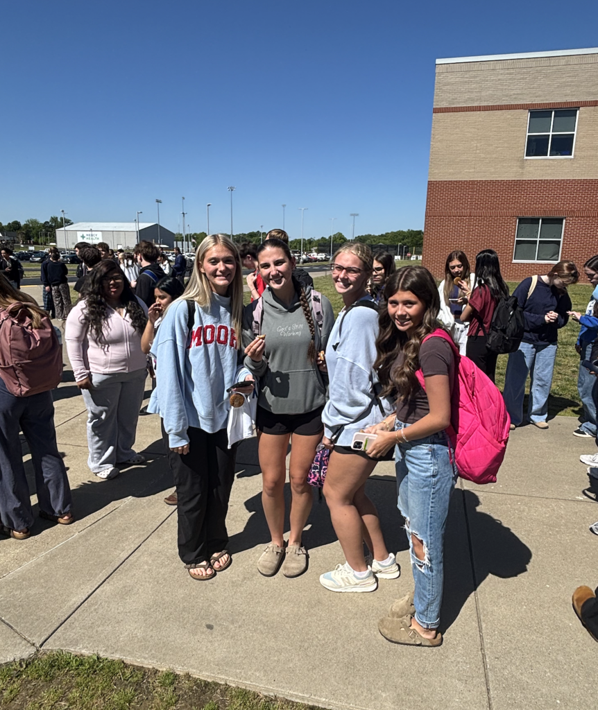Big thanks to Murray State University for treating our MCHS seniors today. We love seeing our college partners support the Class of 2026 as they head toward the finish line! 🎓✨