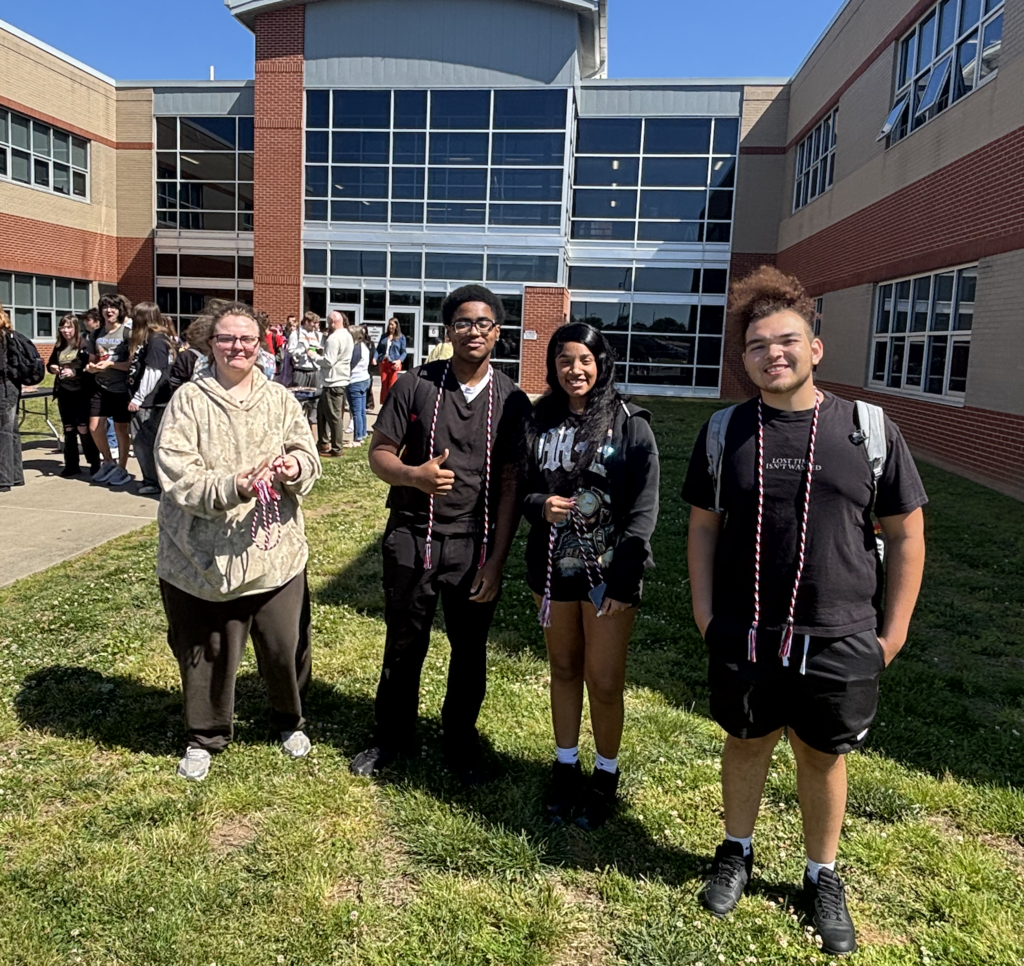 Big thanks to Murray State University for treating our MCHS seniors today. We love seeing our college partners support the Class of 2026 as they head toward the finish line! 🎓✨