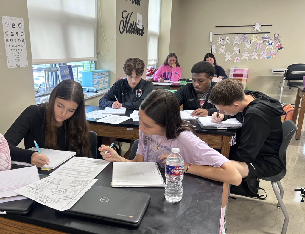Last week, students in Mrs. Heisner’s Medical Terminology class explored different ways to take notes while learning about the human body!