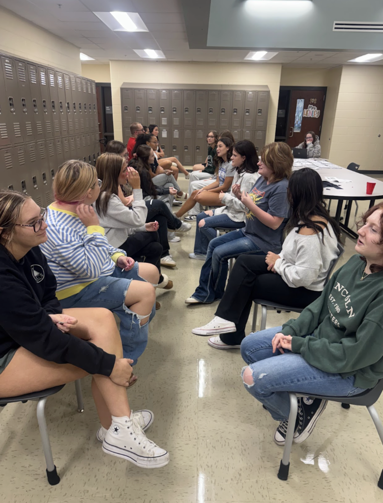 🎤 Practice makes professional! Mrs. Boren’s Child Development Services students put their interview skills to the test with speed mock interviews! As part of their focus on professionalism in the workplace, students have completed a job application, created a résumé and cover letter, and now practiced answering interview questions and making a strong first impression. These Mustangs are building real-world skills they can take straight into the workplace!