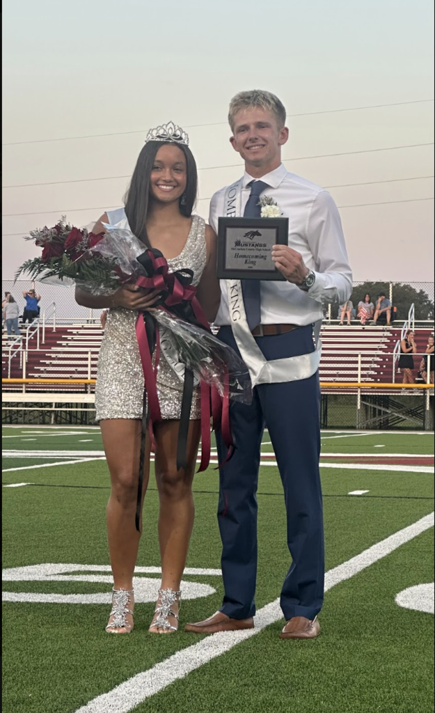 👑🏈 Congratulations to our 2026 Football Homecoming King & Queen and the entire Homecoming Court! 🏈👑