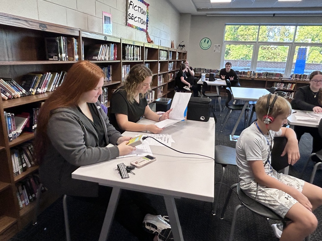 Learning in action! MCHS Medical Assisting students recently performed hearing and vision screenings for students at Lone Oak Middle School. This hands-on opportunity let our high school students apply what they learned in class while supporting the health and wellness of younger students in our district. A great example of McCracken County students learning, serving, and making a difference together!