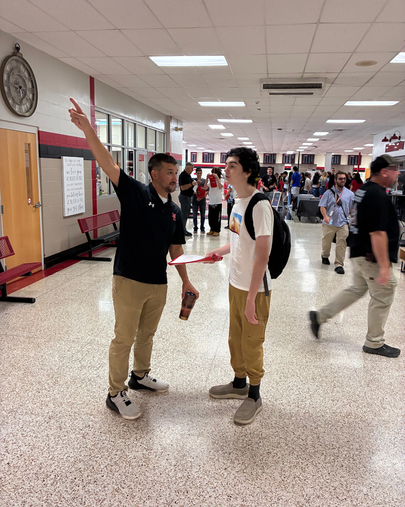 counselor pointing for kid 
