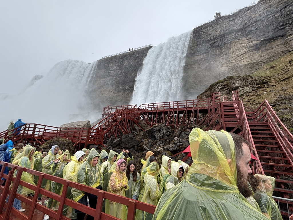 Our 6th graders had a great time at Niagara Falls! 🌊💙 #RooseveltPride #BlueDevils