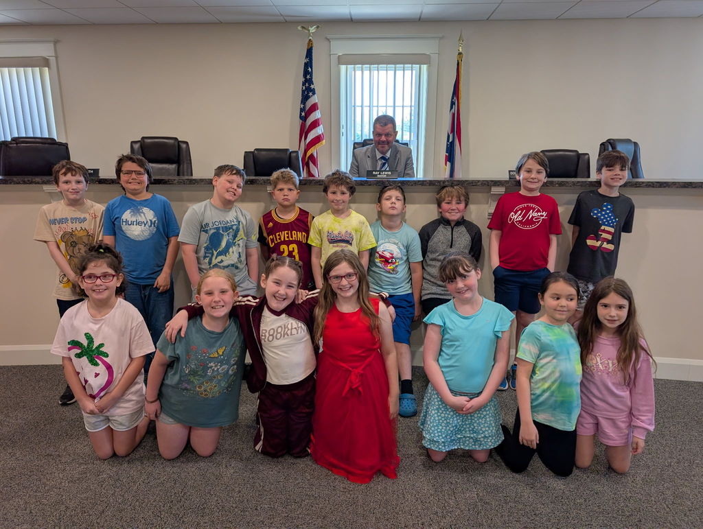 Our third graders had an exciting and educational day on Friday, April 17th as they walked to the McDonald Village Offices to learn more about local government and the important roles of the police and fire departments in our community. Students also enjoyed having lunch with Mayor Lewis! 📸 Picture with Mayor Lewis — Mrs. DeChellis’s Class 📸 Picture with the Police Department — Mrs. Grewell’s Class 📸 Picture with the Fire Department — Mrs. Worrell’s Class Thank you to the Village of McDonald, the police department, fire department, and Mayor Lewis for welcoming our students and making this a memorable experience!
