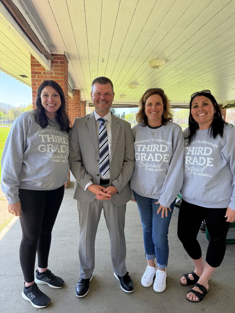 Our third graders had an exciting and educational day on Friday, April 17th as they walked to the McDonald Village Offices to learn more about local government and the important roles of the police and fire departments in our community. Students also enjoyed having lunch with Mayor Lewis! 📸 Picture with Mayor Lewis — Mrs. DeChellis’s Class 📸 Picture with the Police Department — Mrs. Grewell’s Class 📸 Picture with the Fire Department — Mrs. Worrell’s Class Thank you to the Village of McDonald, the police department, fire department, and Mayor Lewis for welcoming our students and making this a memorable experience!