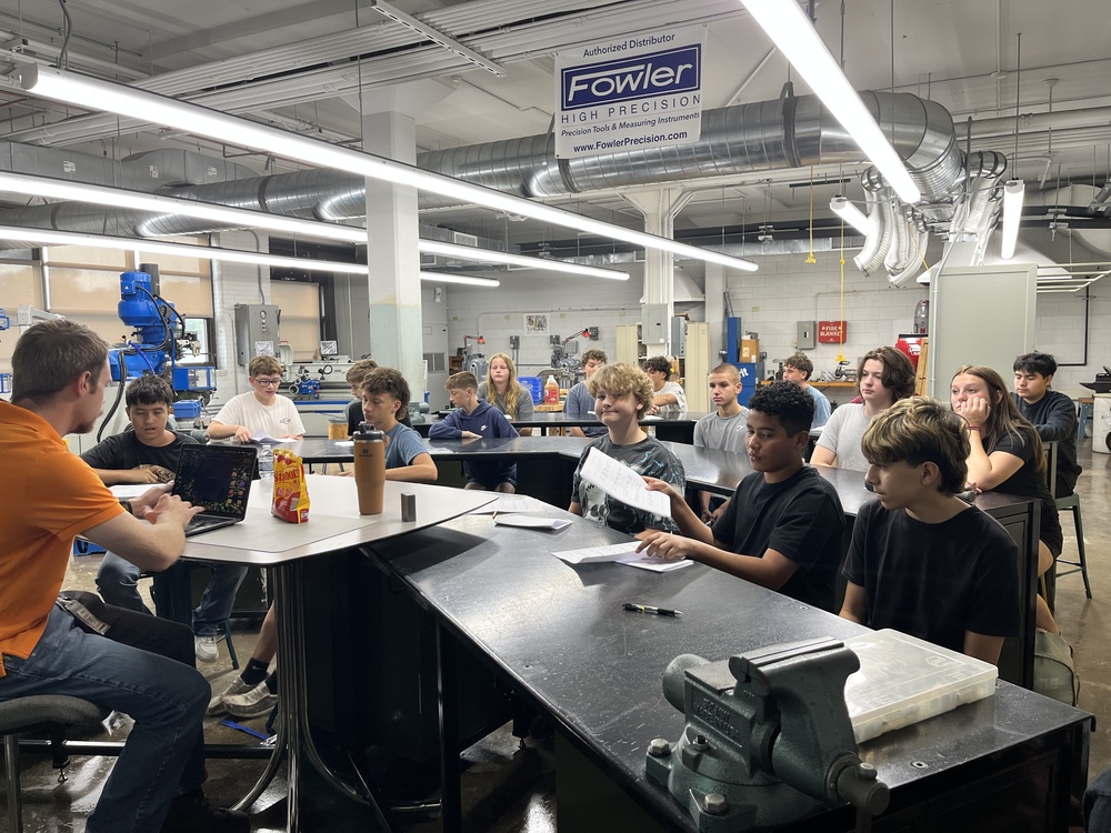 Photo inside a Metals classroom at Freshman Campus
