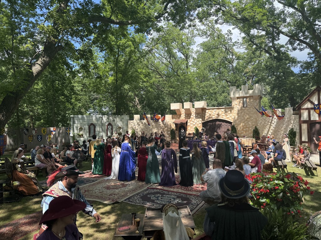  Members of Surround Sound performed 3 different times at the Bristol Renaissance Festival this past Saturday