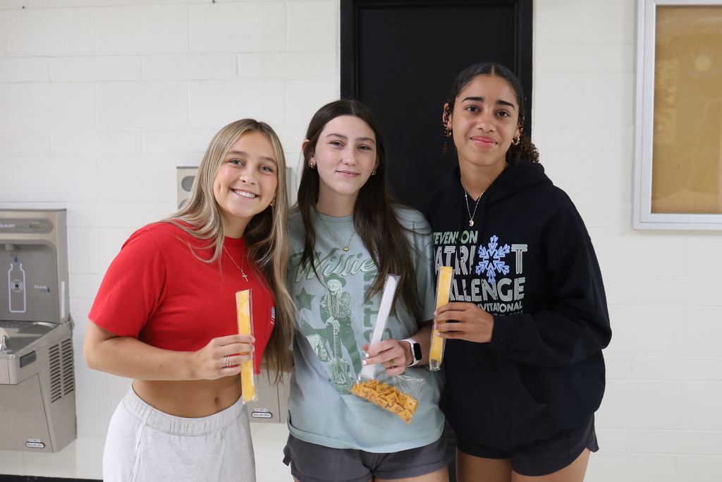 Students with freeze pops